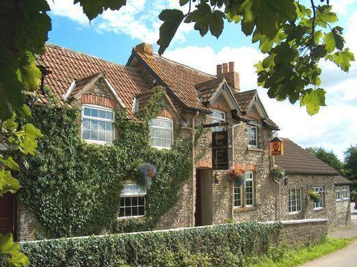 The Hunters Rest Inn Clutton Exterior foto